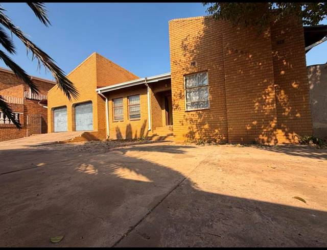 5 BEDROOM HOUSE FOR SALE IN MAMELODI EAST